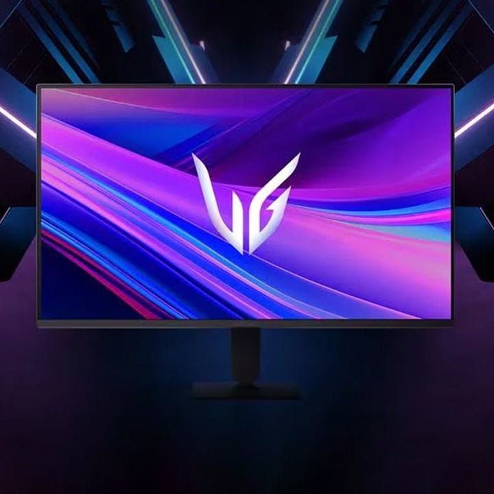 LG UltraGear™ Full HD IPS Gaming Monitor 27 Inch, 144Hz, 1ms MBR, NVIDIA G-Sync Compatible, AMD FreeSync, HDR10, sRGB 99% (Typ.) - Black - 27G411A | Open Piece - B Grade